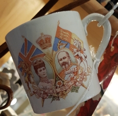 Mug commemorating King Edward VII and Queen Alexandra